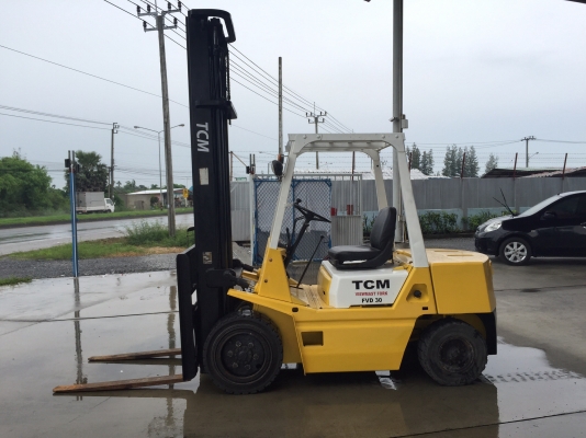 ขายลิฟค์ยกพาเลทมือสองญี่ปุ่น ยกได้2.5ตัน สภาพดีมี2ตัว ขายตัวละ5000บาท