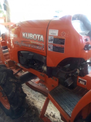 ขายครับ รถไถคูโบต้า สวยๆ พร้อมใช้งานครับ