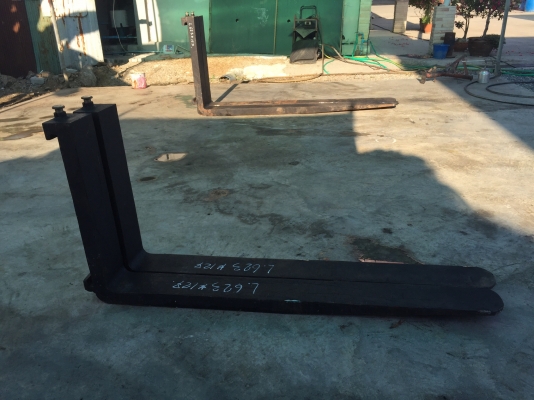 ขายงาใหม่ขนาด3ตันกว้าง12ซมหนา5ซมยาว125ซม ขายคู่ละ13000บาท มีงาขนาด1.5ตัน มีหลายคู่ ขายคู่ละ3000บาท