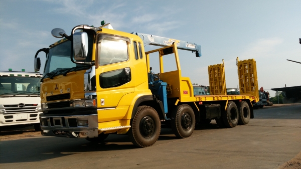 คุ้มค่า ราคาไม่แพง 12 ล้อบรรทุกแมคโค ติดเครน 5 ตัน หางพับคู่ สั่งได้ครับ เครื่อง 380 แรงกระบะ 7.50 เมตร รวมพื้นที่เครน