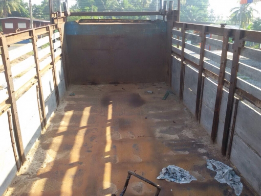 ขายกระบะพร้อมอุปกรณ์ชุดดัมพ์ พร้อมใช้งาน ยกลงจาก Hino 2K