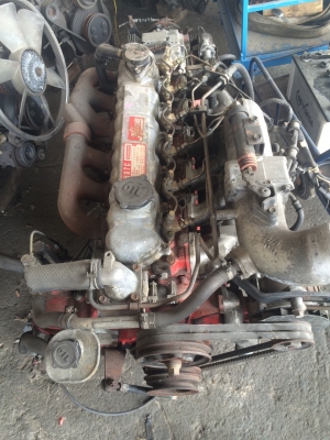 ขายเครื่องพร้อมเกียร์ HINO HO7C