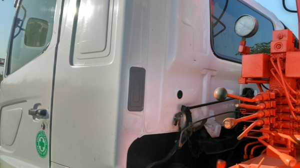 หกล้อ ฮีโน่ FG1J212 ปี48 ช่วงยาว7.20ม ติดเครน UNIC 4.9ตัน ท้องวี 4ปอก 3ชัก พร้อมใช้งาน ทะเบียนพร้อมโอน ราคา 1,080,000บ ต่อรองได้ หกล้อ ฮีโน่ FG1J212 ปี48 ช่วงยาว7.20ม ติดเครน UNIC 4.9ตัน ท้องวี 4ปอก 3ชัก พร้อมใช้งาน ทะเบียนพร้อมโอน ราคา 1,080,000บ ต่อรองได้