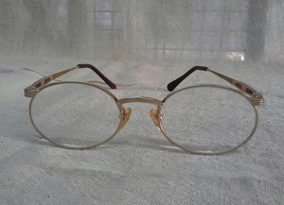 แว่นสายตายาวอมตะซุปเปอร์แบรนด์  Vintage Guy Laroche Paris made in France