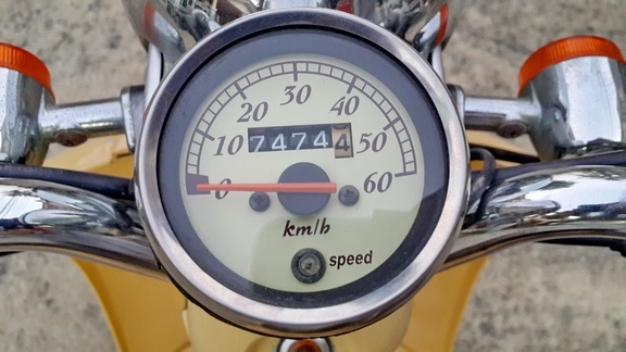 ราคาพิเศษรับปีใหม่ HONDA GIORNO CREA เพิ่งมาจากญี่ปุ่น ราคาพิเศษรับปีใหม่ HONDA GIORNO CREA เพิ่งมาจากญี่ปุ่น