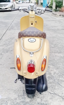 ราคาพิเศษรับปีใหม่ HONDA GIORNO CREA เพิ่งมาจากญี่ปุ่น ราคาพิเศษรับปีใหม่ HONDA GIORNO CREA เพิ่งมาจากญี่ปุ่น