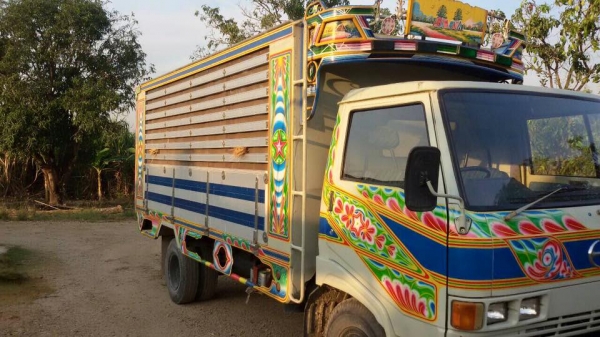 ขายรถดั๊มพ์ 6ล้อ สถาพพร้อมใช้งาน