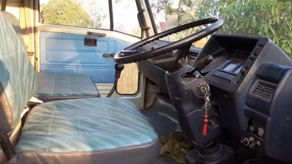 ขายรถดั๊มพ์ 6ล้อ สถาพพร้อมใช้งาน