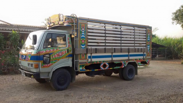 ขายรถดั๊มพ์ 6ล้อ สถาพพร้อมใช้งาน