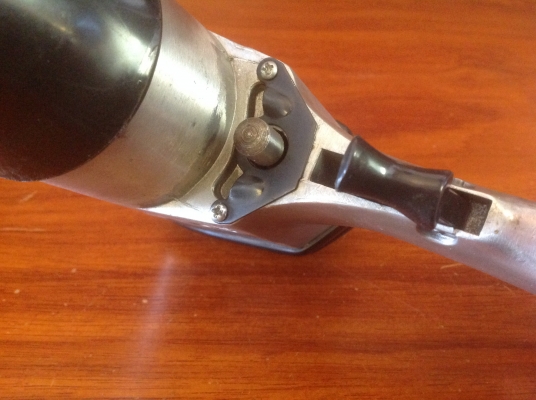 ขายบล็อคลม Central Pneumatic 1/2" ปรับระดับแรงลมได้