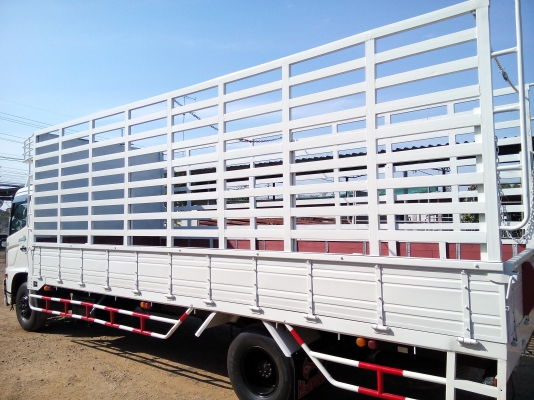 6 ล้อกลาง *Euro.3* HINO ซีรีย์500 FC9J 175 แรงม้า *ยาว 6.50 ม. * รถสวยเดิม+สวยจริง *รถห้างแท้* มีเล่มพร้อม *ปี57*