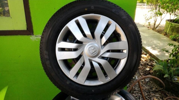 ด่วน!! ยางใหม่ Goodyear เส้นละ 2,000  GT3 175 65 r15