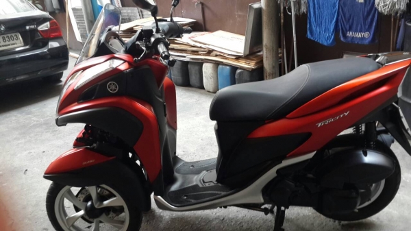 ขาย YAMAHA TRICITY 125 i สีแดง สภาพสวย มีรอยที่มือเบรคหน้าขวานิดหนึ่งและบังโคลนหน้าซ้ายนิดหนึ่ง ไม่เคยล้ม รถวิ่งน้อย เล่มพร้อมชุดโอน ขาย YAMAHA TRICITY 125 i สีแดง สภาพสวย มีรอยที่มือเบรคหน้าขวานิดหนึ่งและบังโคลนหน้าซ้ายนิดหนึ่ง ไม่เคยล้ม รถวิ่งน้อย เล่มพร้อมชุดโอน