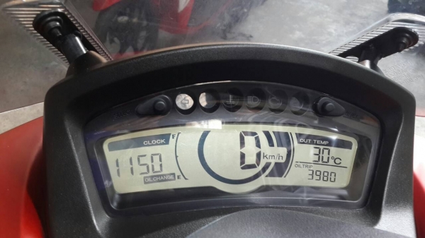 ขาย YAMAHA TRICITY 125 i สีแดง สภาพสวย มีรอยที่มือเบรคหน้าขวานิดหนึ่งและบังโคลนหน้าซ้ายนิดหนึ่ง ไม่เคยล้ม รถวิ่งน้อย เล่มพร้อมชุดโอน ขาย YAMAHA TRICITY 125 i สีแดง สภาพสวย มีรอยที่มือเบรคหน้าขวานิดหนึ่งและบังโคลนหน้าซ้ายนิดหนึ่ง ไม่เคยล้ม รถวิ่งน้อย เล่มพร้อมชุดโอน