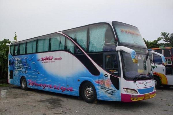 ชายด่วนบัสแอร์6ล้อ ชายด่วนบัสแอร์6ล้อ