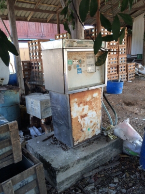 ขายถังน้ำมัน พร้อมหัวจ่ายสูง 155 ยาว 4.65 ม. สนใจติดต่อได้ที่ 081-9420141 , 081-5715326 ขายถังน้ำมัน พร้อมหัวจ่ายสูง 155 ยาว 4.65 ม. สนใจติดต่อได้ที่ 081-9420141 , 081-5715326