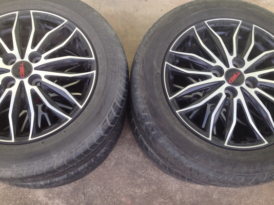 ขายล้อแม็กซ์ VIOS TRD SPORTIVO V3 พร้อมยาง Dunlop 185/60/15 ปลายปี 12