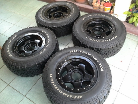 Max + BF All USA. 265/70/16 ปี13 สวยๆ 1ชุด