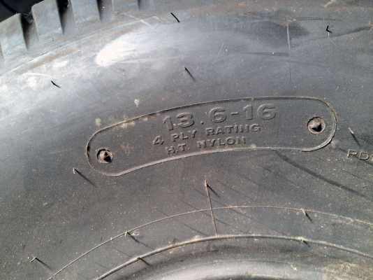 ขายยาง\% ขนาด 13.6-16 BRIDGESTONE