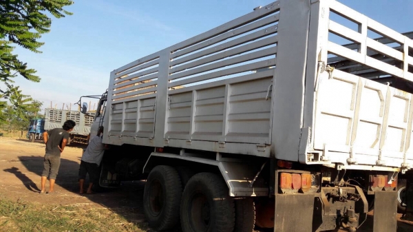 ขาย 10 ล้อดั้ม HINO FM226 เครื่อง EM100 220 แรงม้า คัสซีสวยตลอดเส้น สโลว์เดิม มีระบบลากพ่วง ทะเบียนพร้อมโอน