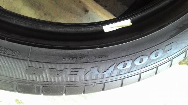 245/45R18 ( RUN ON FLAT ) GOODYEAR EXCELLENCE ยางสวยไม่มีปะ มี 1 เส้น tel.081-427-3941ไอดีไลน์ autobot107 245/45R18 ( RUN ON FLAT ) GOODYEAR EXCELLENCE ยางสวยไม่มีปะ มี 1 เส้น tel.081-427-3941ไอดีไลน์ autobot107