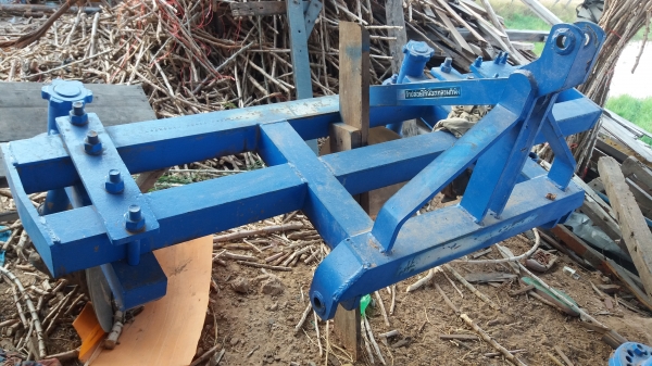 หางยกร่องใส่รถไถฟอร์ดเกษตรลำนารายณ์