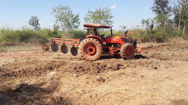 ขาย รถไถ KUBOTA M9540 ปี 54 อุปกรณ์มีผาน 3 ผานดันหน้า เอกสารเล่มทะเบียนครบ