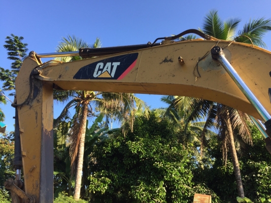 CAT 320D