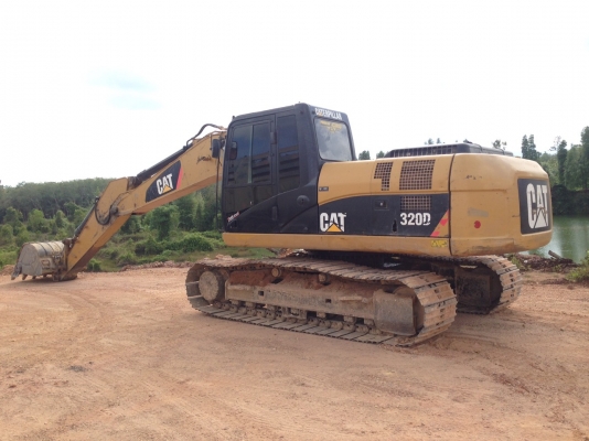 CAT 320D