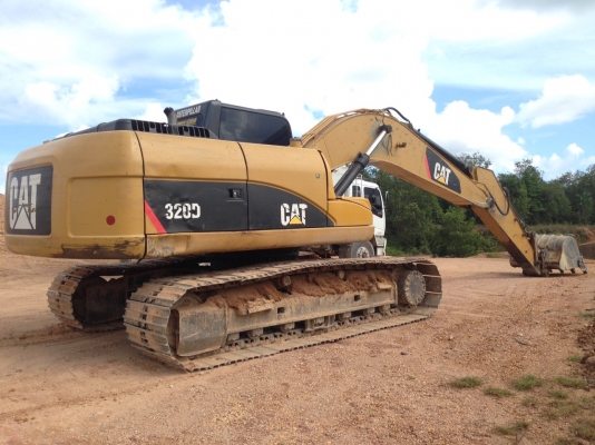 CAT 320D