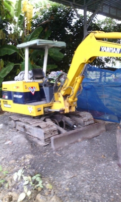 ขายด่วนรถแม็คโคยันม่า20แรง มีตัวดันพร้อมใช้