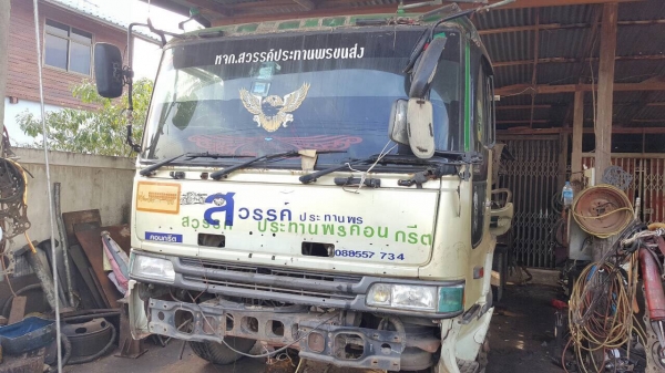ขาย 10 ล้อ หัวลาก เพลาเดียว HINO FR270A หัว PROFIA เครื่อง EK100 260 แรงม้า ชาฟต์ละลายให้ไปซ่อมเอง เอกสารเล่มทะเบียนครบ