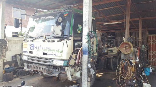 ขาย 10 ล้อ หัวลาก เพลาเดียว HINO FR270A หัว PROFIA เครื่อง EK100 260 แรงม้า ชาฟต์ละลายให้ไปซ่อมเอง เอกสารเล่มทะเบียนครบ