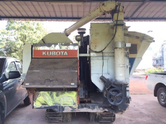 ขายรถเกี่ยวข้าว KUBOTA DC60+ อุ้ม นิ้วสปริง