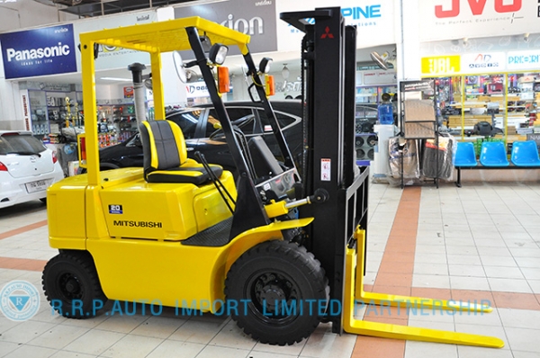 ขายรถโฟล์คลิฟท์มือสอง MITSUBISHI  รุ่น FD20-0045  ราคา 215,000 บาท นำเข้าจากประเทศญี่ปุ่น 100\% ไม่เคยใช้งานในประเทศไทย