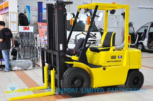 ขายรถโฟล์คลิฟท์มือสอง MITSUBISHI  รุ่น FD20-0045  ราคา 215,000 บาท นำเข้าจากประเทศญี่ปุ่น 100\% ไม่เคยใช้งานในประเทศไทย