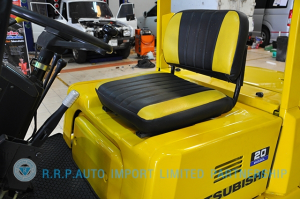 ขายรถโฟล์คลิฟท์มือสอง MITSUBISHI  รุ่น FD20-0045  ราคา 215,000 บาท นำเข้าจากประเทศญี่ปุ่น 100\% ไม่เคยใช้งานในประเทศไทย