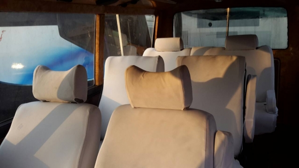 Hino รุ่น FA จากศูนย์ พร้อม TV42&quot; และโฮมเทียเตอร์