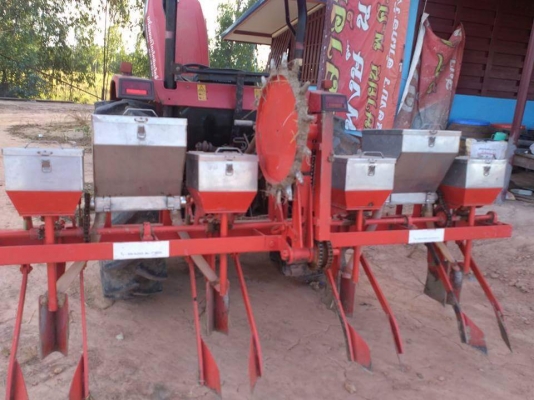 หัวหยอดข้าวโพด 4 แถว