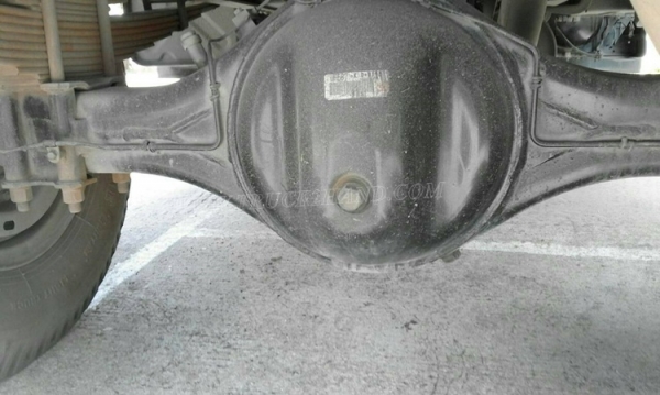 รถบรรทุก 6 ล้อดัมพ์  210 แรงม้า ปีจดทะเบียน  2554