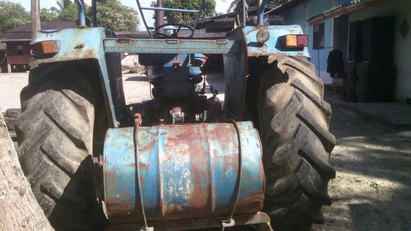 ขายฟอร์ด6600 รถสวย