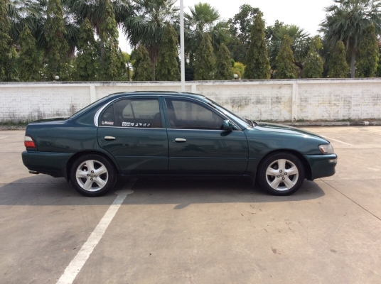 ขายรถพร้อมๆใช้ โตโยต้า โคโรล่าสามห่วง AE101 ปี94 เครื่องใหม่บล็อกเดิมหัวฉีด 1.6 เกียร์ธรรมดา ติดแก๊สLPG ใช้ได้2ระบบ เพาเวอร์ ไฟฟ้าทั้งคันปรับข้างไฟฟ้าใช้ได้หมด ภายในสวยๆสะอาดแอร์หนาว วิทยุCD/TV จอสไลด์ สีเงาสวยๆทั้งคัน แม็ก15" รถสวยพร้อมใช้ ขับดีมากๆ