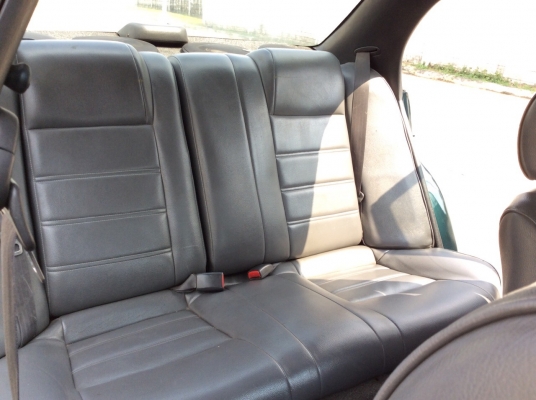 ขายรถพร้อมๆใช้ โตโยต้า โคโรล่าสามห่วง AE101 ปี94 เครื่องใหม่บล็อกเดิมหัวฉีด 1.6 เกียร์ธรรมดา ติดแก๊สLPG ใช้ได้2ระบบ เพาเวอร์ ไฟฟ้าทั้งคันปรับข้างไฟฟ้าใช้ได้หมด ภายในสวยๆสะอาดแอร์หนาว วิทยุCD/TV จอสไลด์ สีเงาสวยๆทั้งคัน แม็ก15" รถสวยพร้อมใช้ ขับดีมากๆ