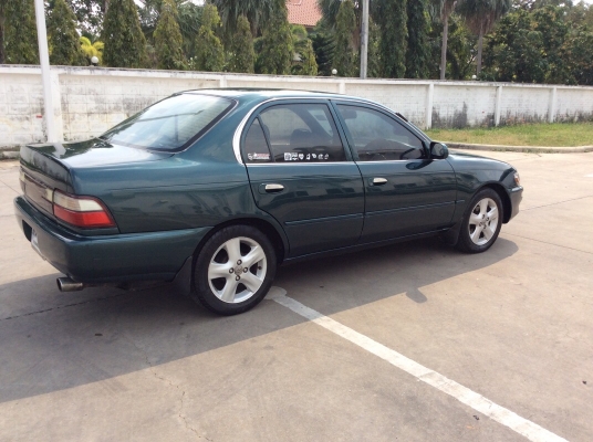 ขายรถพร้อมๆใช้ โตโยต้า โคโรล่าสามห่วง AE101 ปี94 เครื่องใหม่บล็อกเดิมหัวฉีด 1.6 เกียร์ธรรมดา ติดแก๊สLPG ใช้ได้2ระบบ เพาเวอร์ ไฟฟ้าทั้งคันปรับข้างไฟฟ้าใช้ได้หมด ภายในสวยๆสะอาดแอร์หนาว วิทยุCD/TV จอสไลด์ สีเงาสวยๆทั้งคัน แม็ก15" รถสวยพร้อมใช้ ขับดีมากๆ