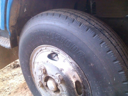 ขายราคา 255,000บ หกล้อ toyota bu 115 ดั้มดินทราย สภาพพร้อมสวยเดิมๆ ทะเบียนพร้อมโอน