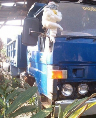 ขายราคา 255,000บ หกล้อ toyota bu 115 ดั้มดินทราย สภาพพร้อมสวยเดิมๆ ทะเบียนพร้อมโอน