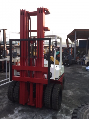 โฟล์คลิฟ นิสสัน 2.5 ตัน เสาทูฟรี 6 เมตร เครื่องดีเซล สวยๆพร้อมใช้งานครับ โฟล์คลิฟ นิสสัน 2.5 ตัน เสาทูฟรี 6 เมตร เครื่องดีเซล สวยๆพร้อมใช้งานครับ