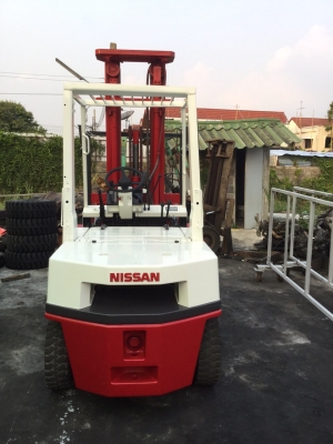 โฟล์คลิฟ นิสสัน 2.5 ตัน เสาทูฟรี 6 เมตร เครื่องดีเซล สวยๆพร้อมใช้งานครับ โฟล์คลิฟ นิสสัน 2.5 ตัน เสาทูฟรี 6 เมตร เครื่องดีเซล สวยๆพร้อมใช้งานครับ