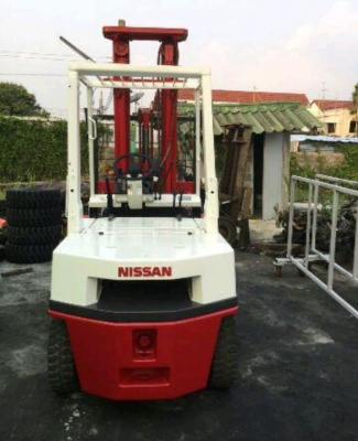 โฟล์คลิฟ นิสสัน 2.5 ตัน เสาทูฟรี 6 เมตร เครื่องดีเซล สวยๆพร้อมใช้งานครับ โฟล์คลิฟ นิสสัน 2.5 ตัน เสาทูฟรี 6 เมตร เครื่องดีเซล สวยๆพร้อมใช้งานครับ