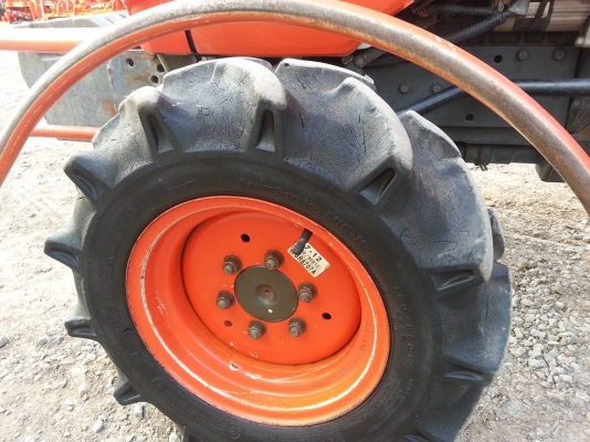 คูโบต้า B2420 4 WD พวงมาลัยเพาเวอร์ โครงกันอ้อย โรตารี่ช้าง RX85B ทำงาน 566 ชั่วโมง..เล่มทะเบียนพร้อม